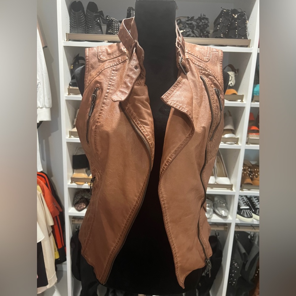 Chelsea & Violet Faux Leather, Distressed Moto Vest XS